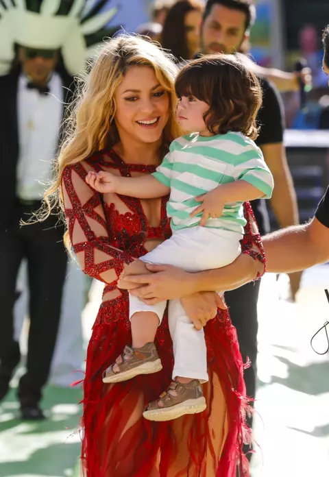 Shakira - Cu fiul şi iubitul, pe Maracana, la finala Campionatului Mondial de fotbal  