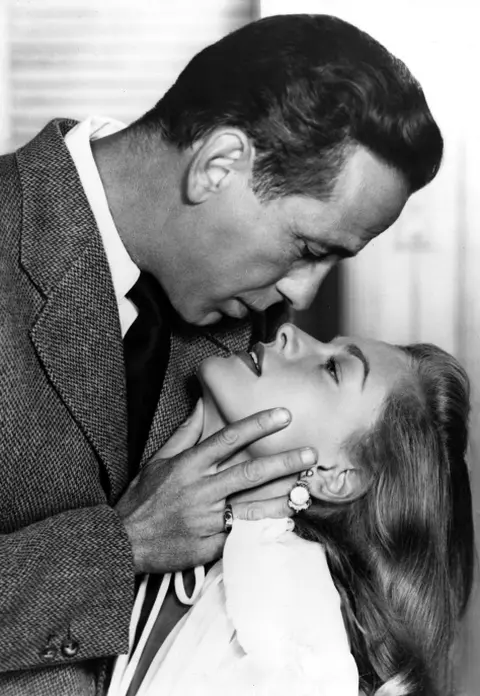 Legendara actriţă Lauren Bacall a murit