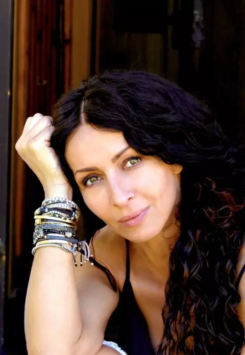 Mihaela Rădulescu – Vacanţă în sudul Franţei şi Spania