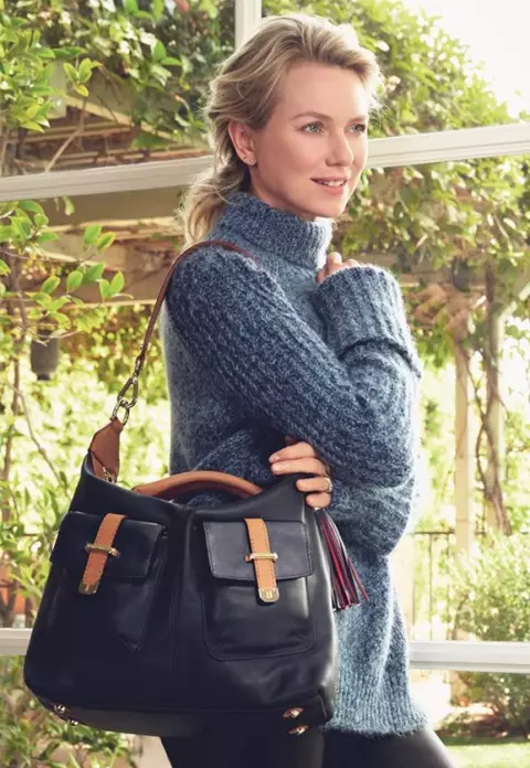 Naomi Watts luptă împotriva cancerului de sân 