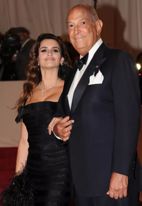 Designerul Oscar de la Renta a murit la 82 de ani