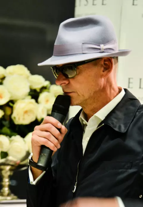 Celebrul parfumier Mark Buxton şi-a lansat în România cel mai nou parfum  