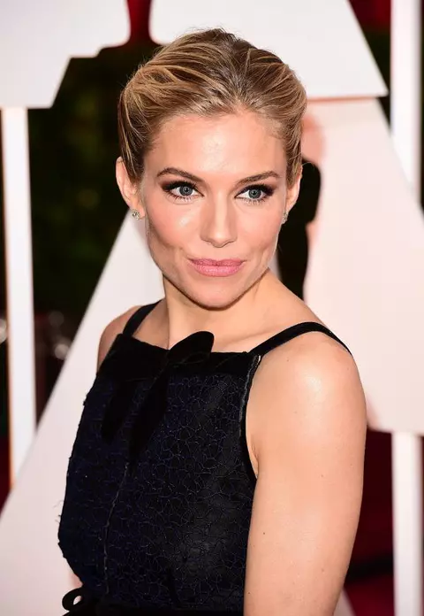 Oscar 2015: Cele mai frumoase şi inspirate look-uri