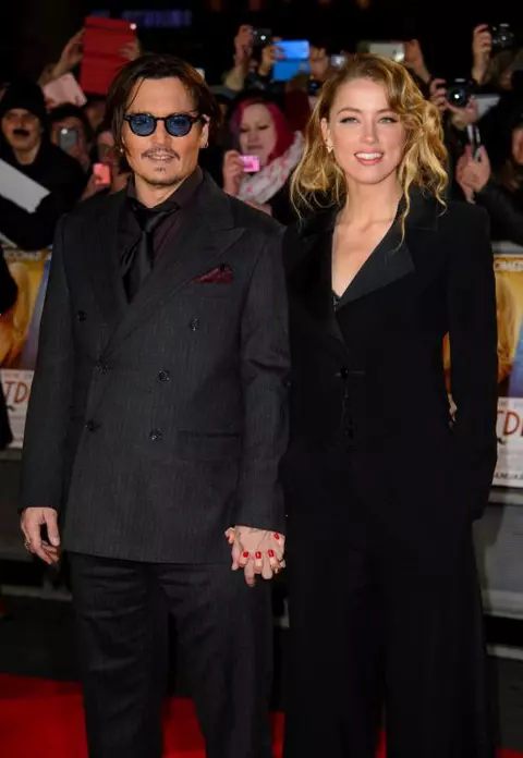 Johnny Depp şi Amber Heard s-au căsătorit la Los Angeles