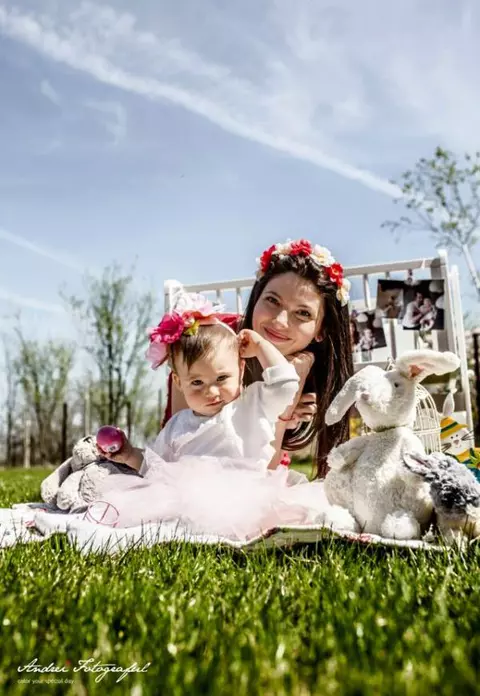 Anca Lungu încă o alăptează pe Natalia