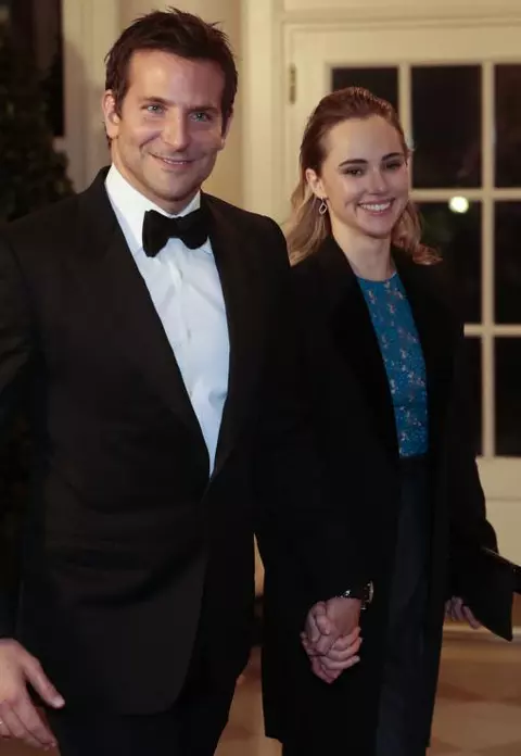 De ce şi-a părăsit Bradley Cooper iubita