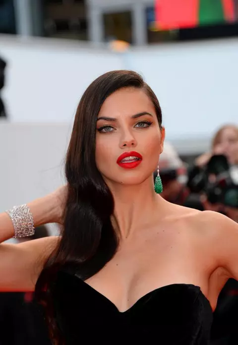 Cele mai frumoase machiaje şi coafuri de la Festivalul de film de la Cannes 2015
