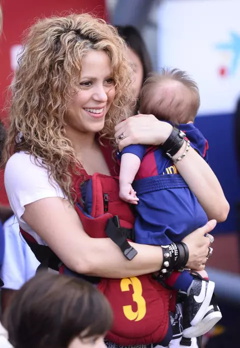 Shakira şi cei doi copii adorabili l-au susţinut pe Pique