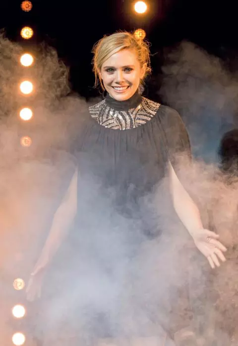 Elizabeth Olsen – Mezina familiei Olsen tace şi face