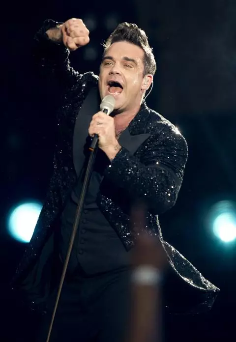Robbie Williams cântă în această seară la Bucureşti