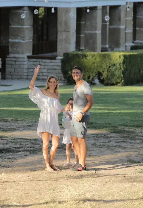 Cum a fost la cununia civilă a Laurei Cosoi