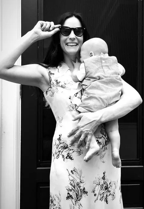 Liv Tyler – Primele fotografii cu bebeluşul ei
