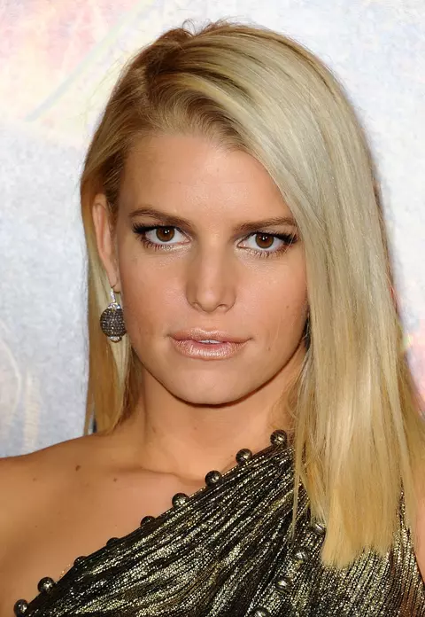 Jessica Simpson: “Nu vreau ca fata mea să crească”