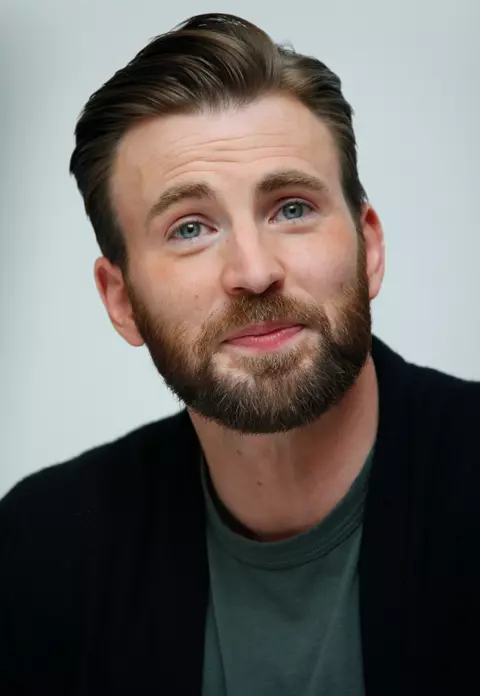 Chris Evans, vacanță romantică de unul singur