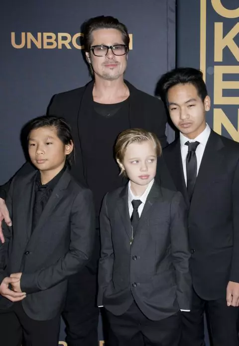 Brad Pitt şi Angelina Jolie au mers la psiholog cu Shiloh
