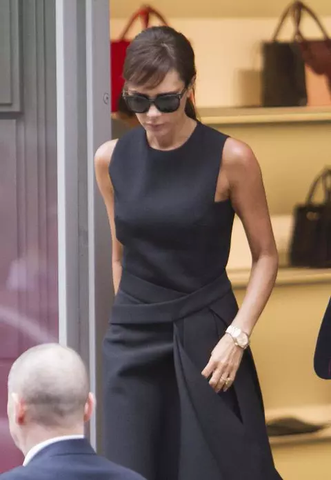 Victoria Beckham – Cu un breton chic la începutul toamnei