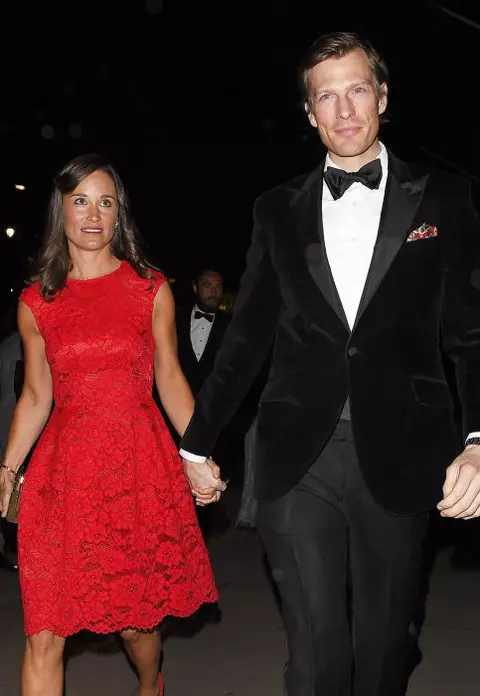 Pippa Middleton e din nou singură