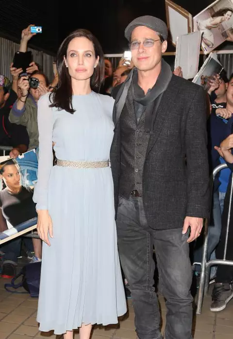 Angelina Jolie şi Brad Pitt - Mai îndragostiţi ca niciodată