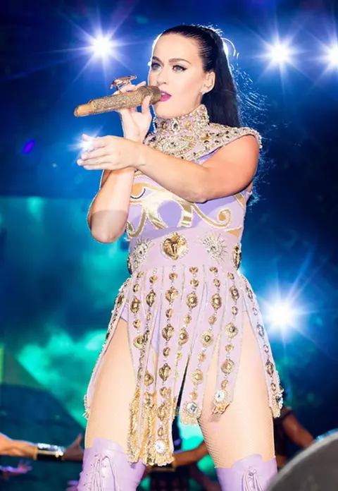 Katy Perry - Cântăreaţa cel mai bine plătită în 2015