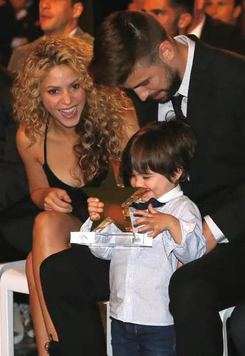 Shakira şi Gerard Pique – O seară perfectă în familie alături de Milan