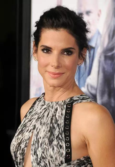 Sandra Bullock a ţinut secret până acum faptul că a devenit mamă a doua oară