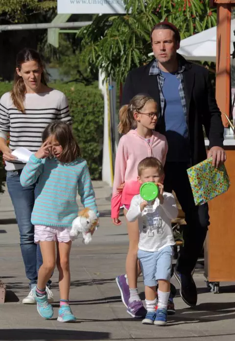 Ben Affleck şi Jennifer Garner – O relaţie civilizată după divorţ