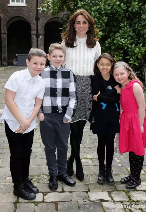 Kate Middleton a fost ziarist pentru o zi. Iată ce subiect o preocupă pe Ducesa de Cambridge!