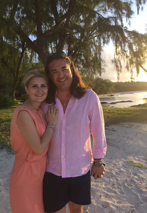 Alessandra Stoicescu – Vacanţă în Mauritius alături de soţul ei