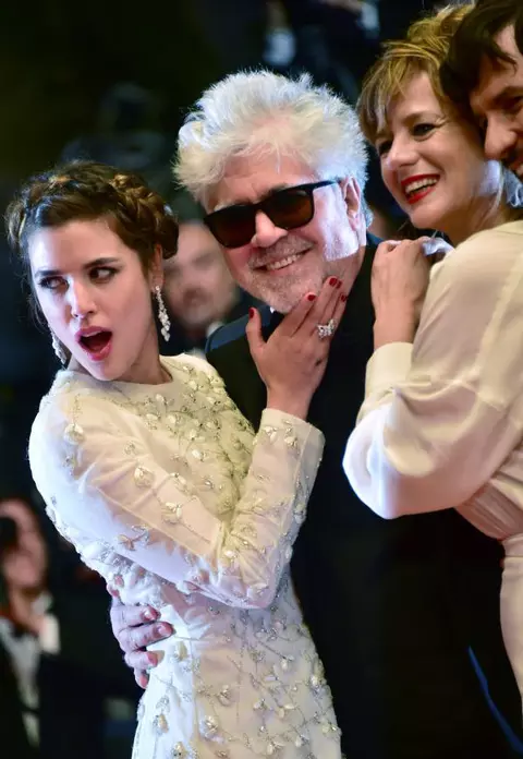 Regizorul, filmul şi top modelele de la Cannes