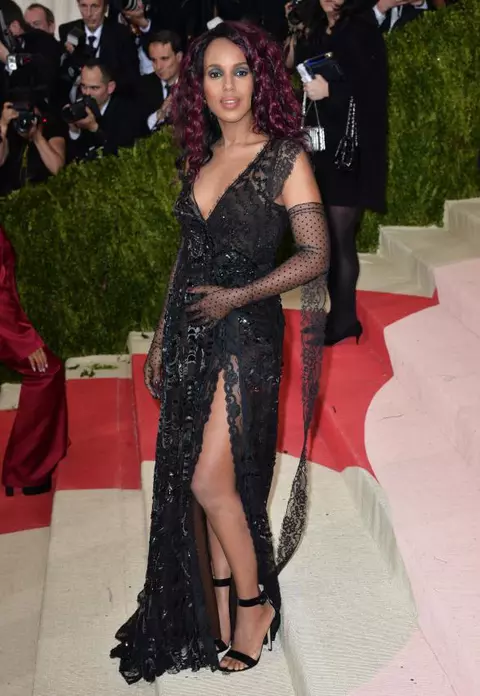 Kerry Washington - A dezvăluit la MET Gala că este însărcinată a doua oară