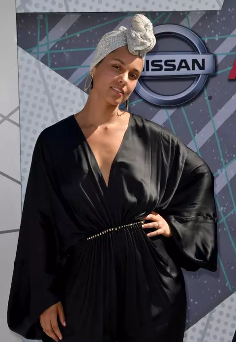 Alicia Keys, complet nemachiată la BET Awards