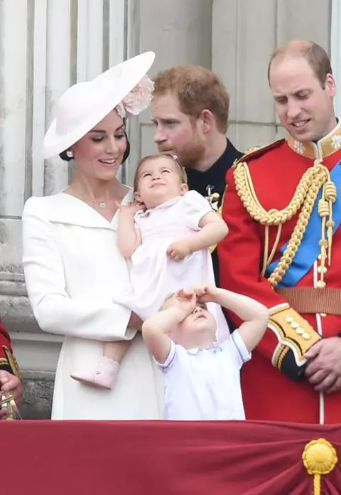 Pantofii prinţesei Charlotte
