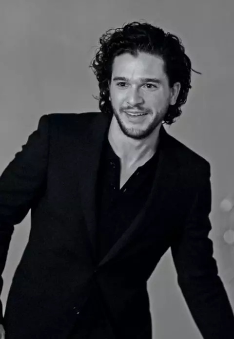Kit Harington - În topul celor mai sexy actori ai momentului