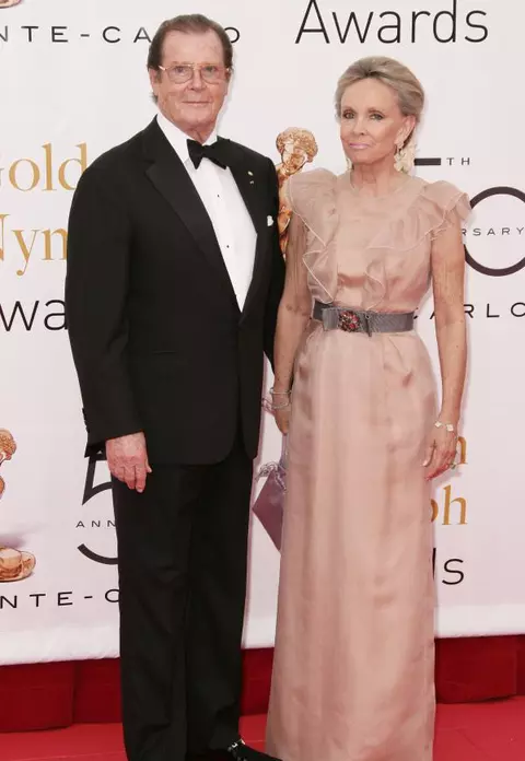 Fiica vitregă a lui Roger Moore a murit de cancer. Avea 47 de ani