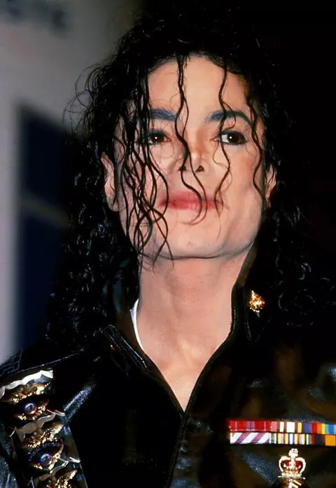 Injecţii cu hormoni la 13 ani. Dezvăluiri şocante despre Michael Jackson