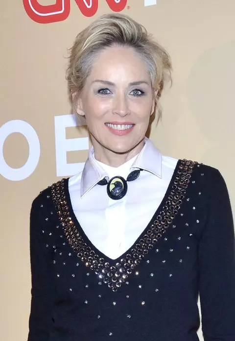 Sharon Stone apare într-o fotografie rară alături de cei 3 băieţi ai ei