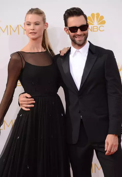 Prima fotografie cu fetiţa lui Adam Levine şi a lui Behati Prinsloo