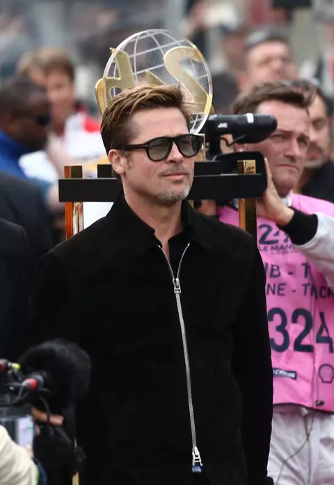 Brad Pitt va lipsi de la premiera celui mai recent film al său, documentarul „Voyage of time”