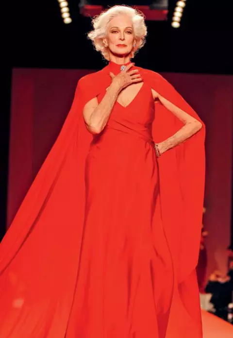 Carmen Dell ’Orefice – Povestea celui mai longeviv supermodel