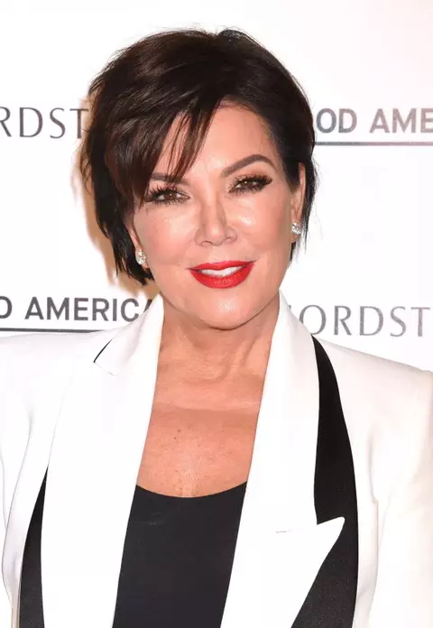 La 60 de ani, Kris Jenner seamănă leit cu fiica ei, Kim Kardashian! La ce truc a apelat vedeta