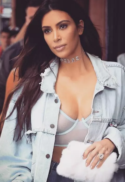 Kim Kardashian a rămas fără bijuterii de o mare valoare financiară şi emoţională