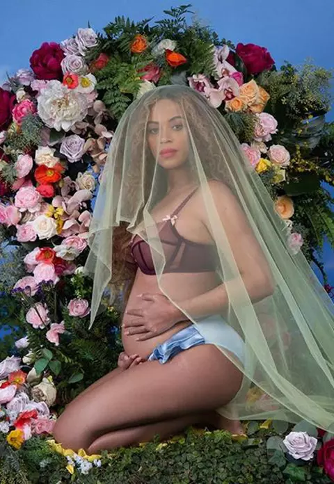 Beyonce este însărcinată cu gemeni