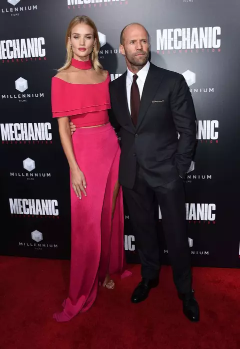 Jason Statham și Rosie Huntington-Whiteley vor avea un copil