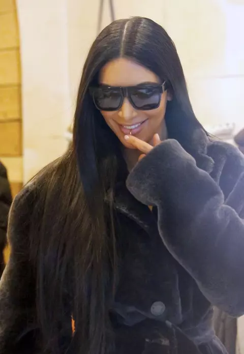 Kim Kardashian înființează un club… de carte! Vezi cum i te poți alătura!