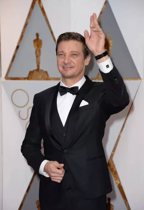 Cel mai adorabil moment de la Oscar 2017: Jeremy Renner, cu fiica de 4 ani pe covorul roşu