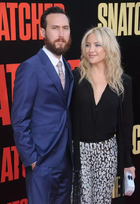Kate Hudson, prima apariție pe covorul roșu alături de iubitul ei Danny Fujikawa