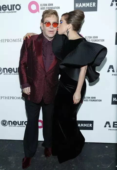 Primele imagini de la petrecerea aniversară de 70 de ani a lui Elton John. Lady Gaga a fost una dintre aparițiile spectaculoase!