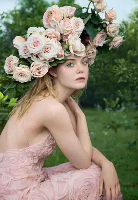 GLAMOUR de iulie, ediția ideală pentru o zi însorită pe plajă