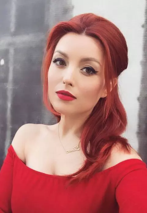 Elena Gheorghe a fost externată. Iată cum arată vedeta la doar 5 zile de când a născut!