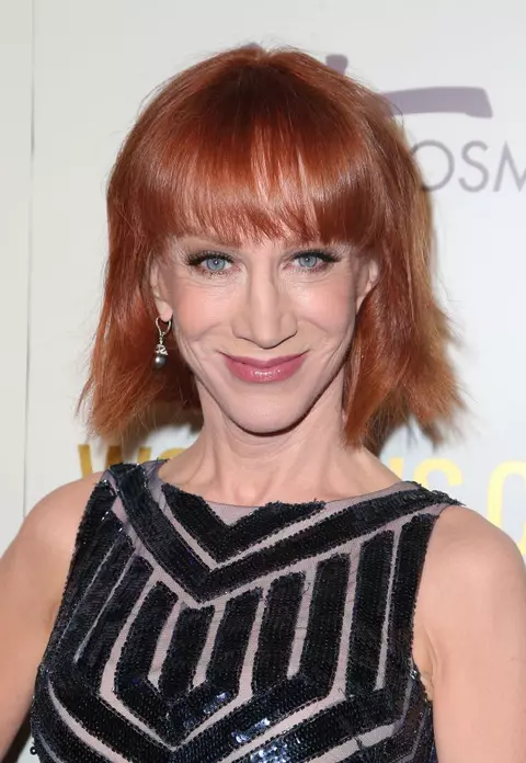 Actrița de comedie Kathy Griffin s-a ras în cap în semn de solidaritate cu sora ei bolnavă de cancer